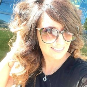 Meet your Posher, Ali